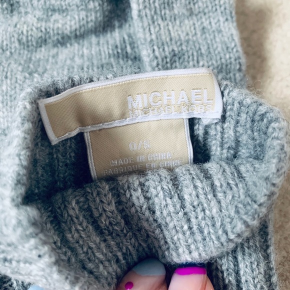 COPY - Michael Michael Kors Mittens - Picture 5 of 5